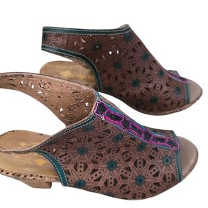 L'Artiste by Spring Step Marjan Sandals. Size 7.5 To 8 US